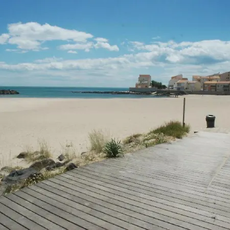 Climatise Avec Parking A 20m De La *