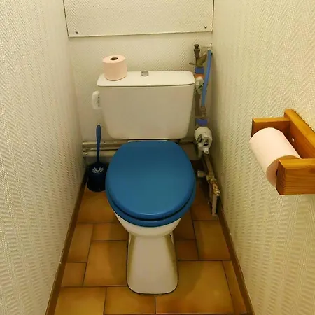 Climatise Avec Parking A 20m De La - Fr-1-607-75 * Agde