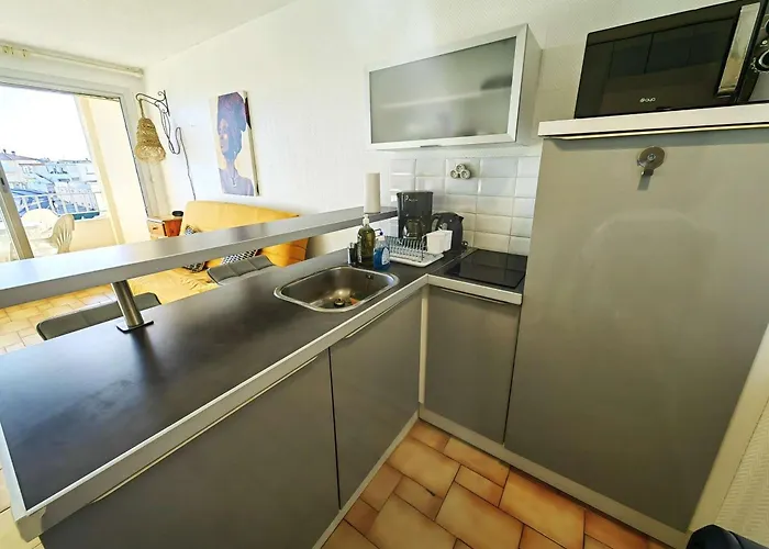 Climatisé Avec Piscine Et Parking à 20m De La - Fr-1-607-75 *